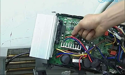 平山美的空调电话是多少